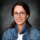 Szabados Dora
